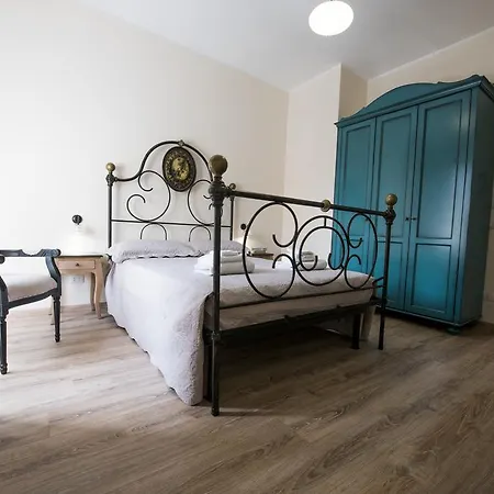 Romantic House * Roma